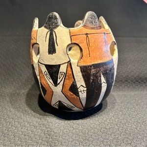 T. O. Angela Friendship Pottery Vase